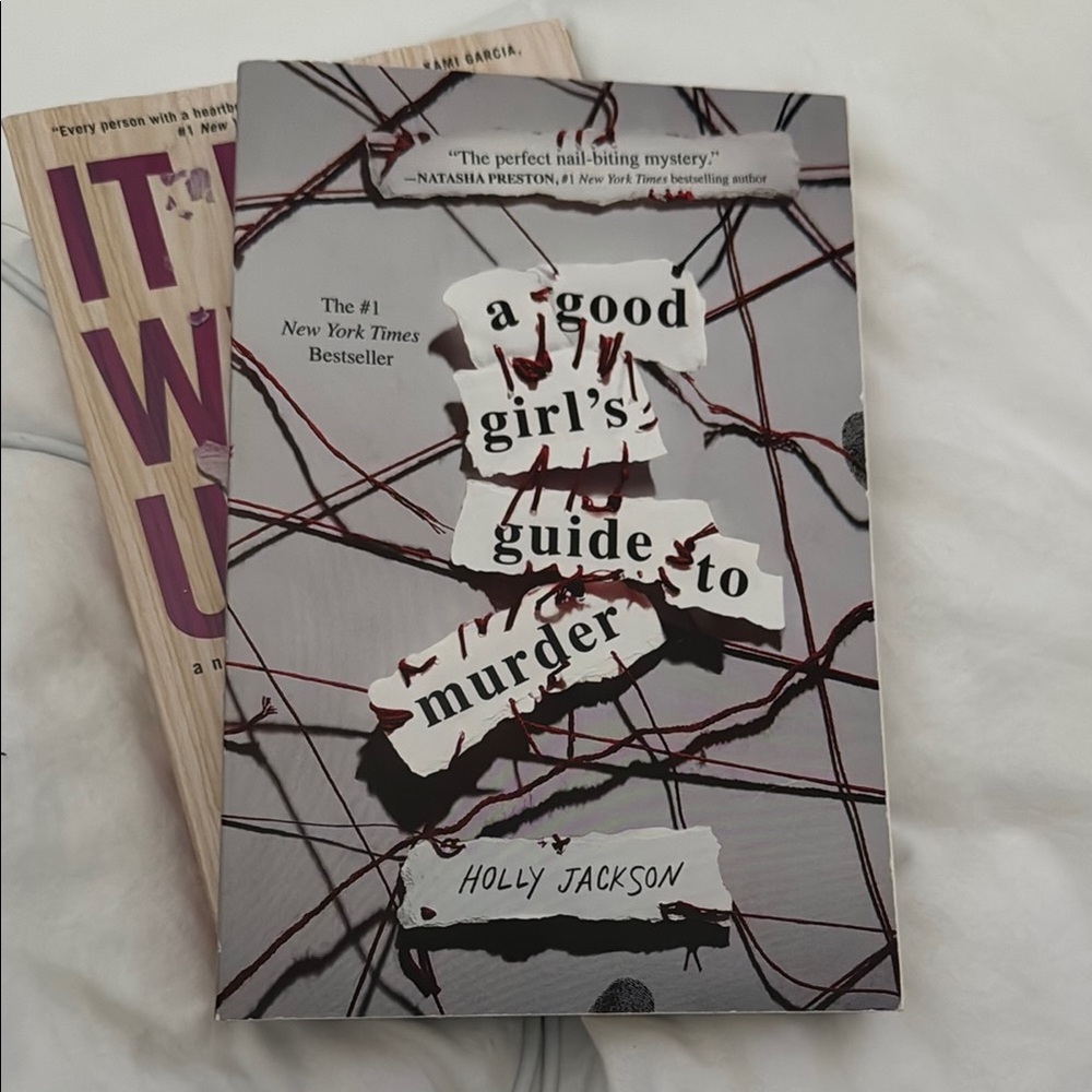 A Good Girl's Guide to Murder Book
